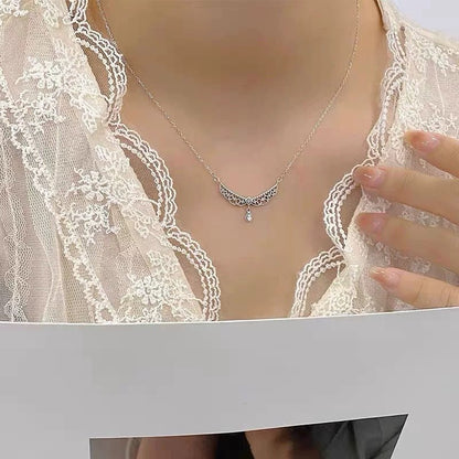 Lace Teardrop Necklace