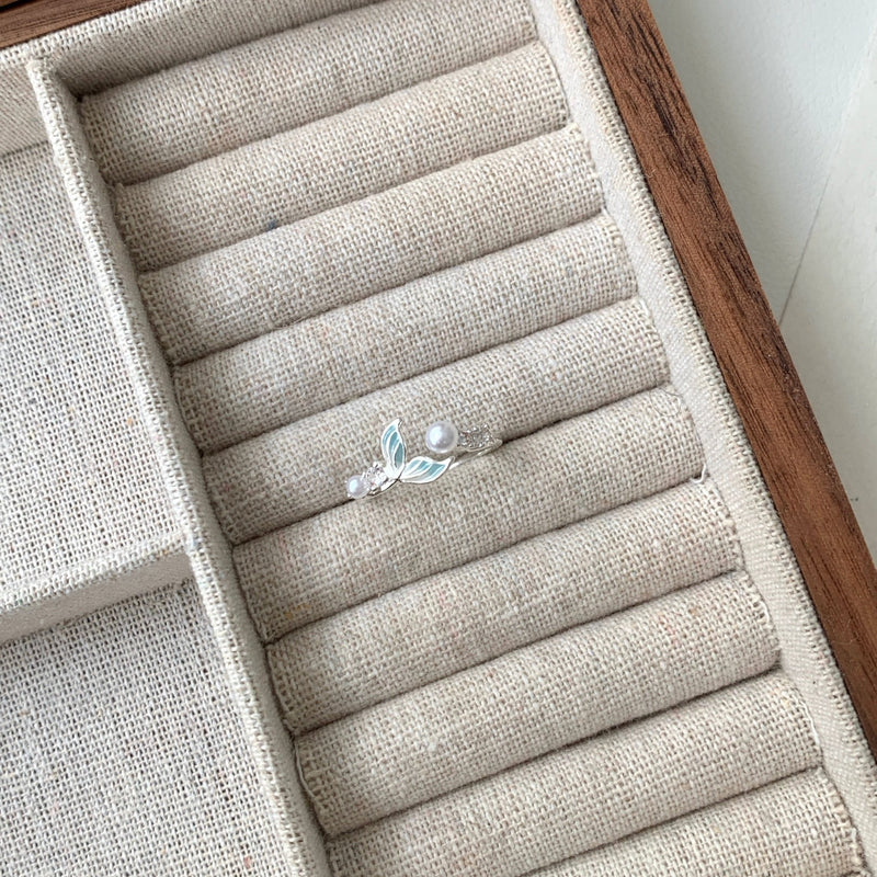 Mermaid Pearl Ring