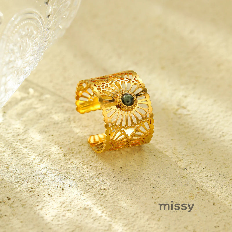 Cailee Gold Cutout Stone Ring