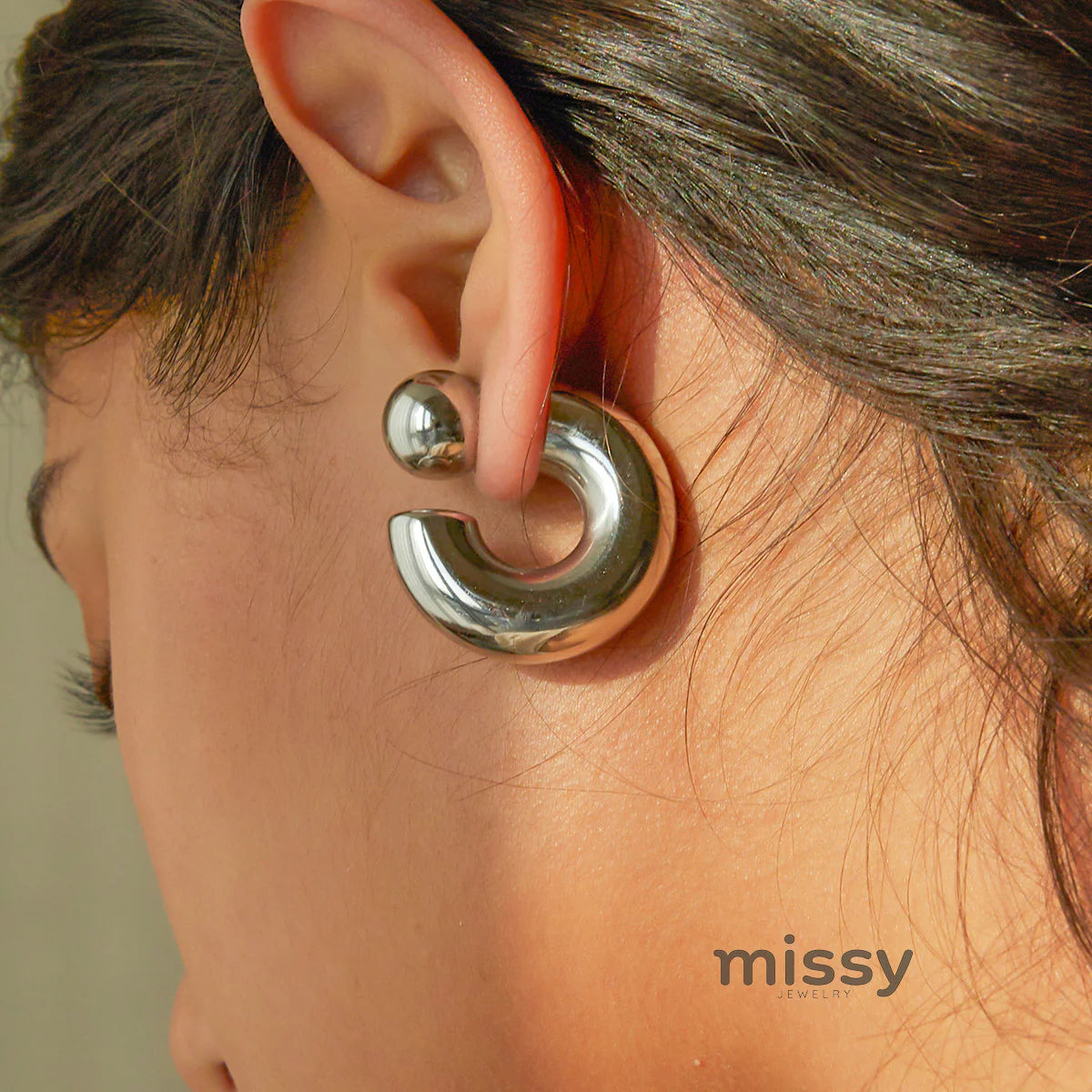 Keyara Titanium C-hoop Earrings