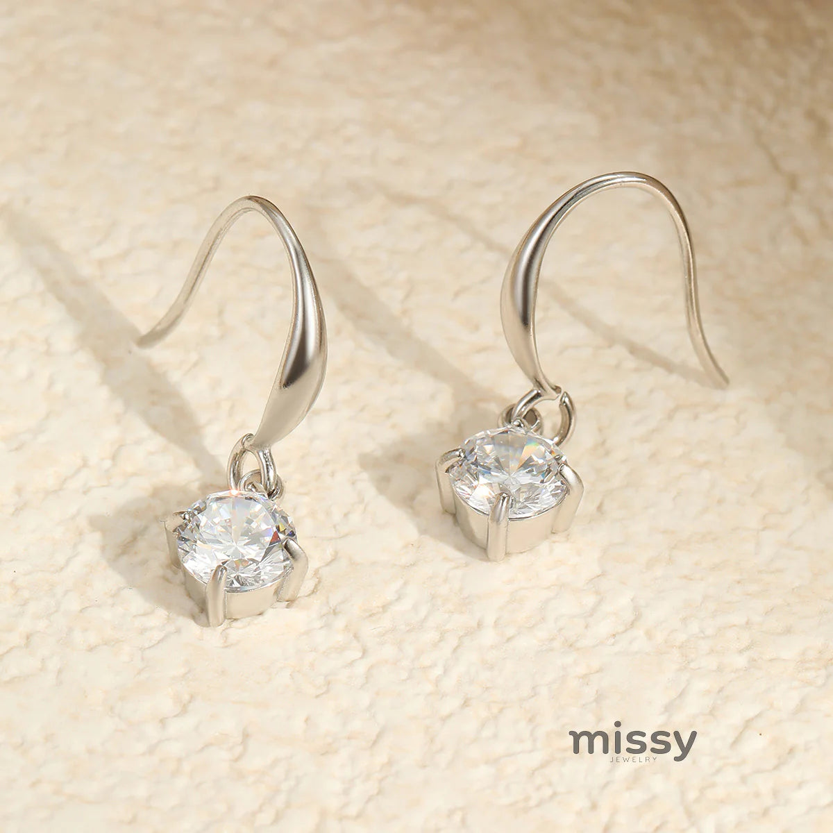 Viviann Zircon Claw Earrings