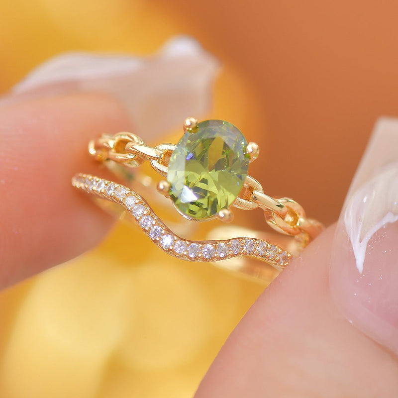 Nicola Peridot Ring
