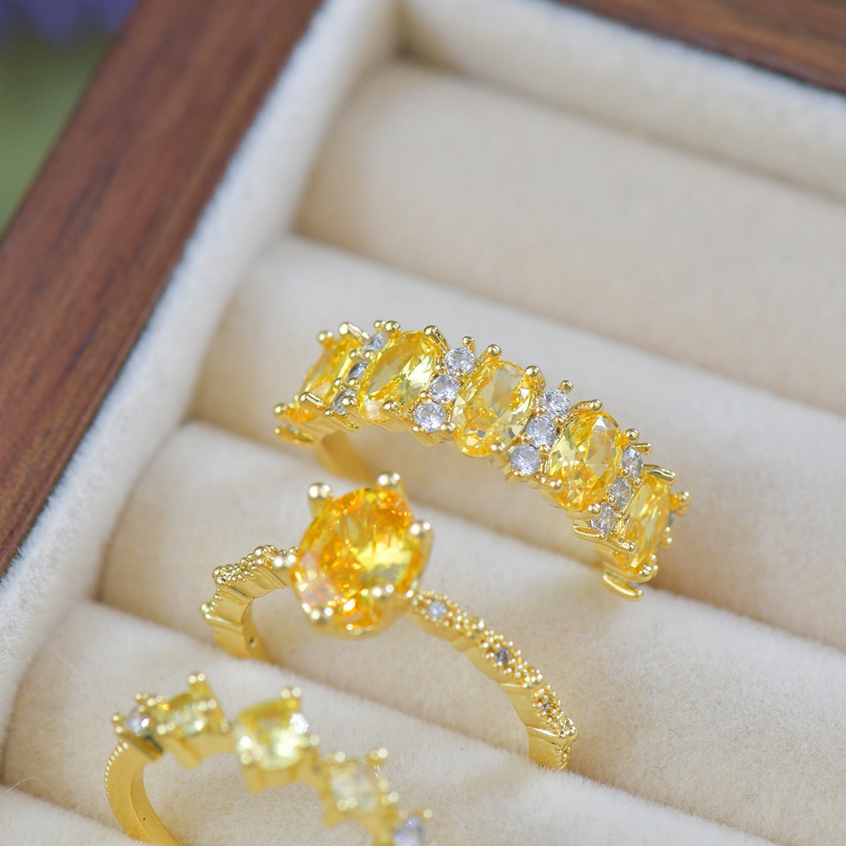 Oval Citrine Ring