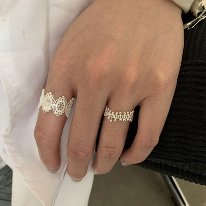 [] Petite Bead Chain Ring