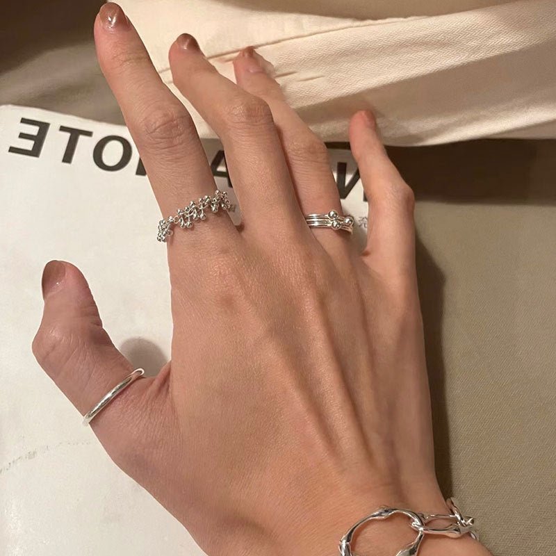 [] Petite Bead Chain Ring