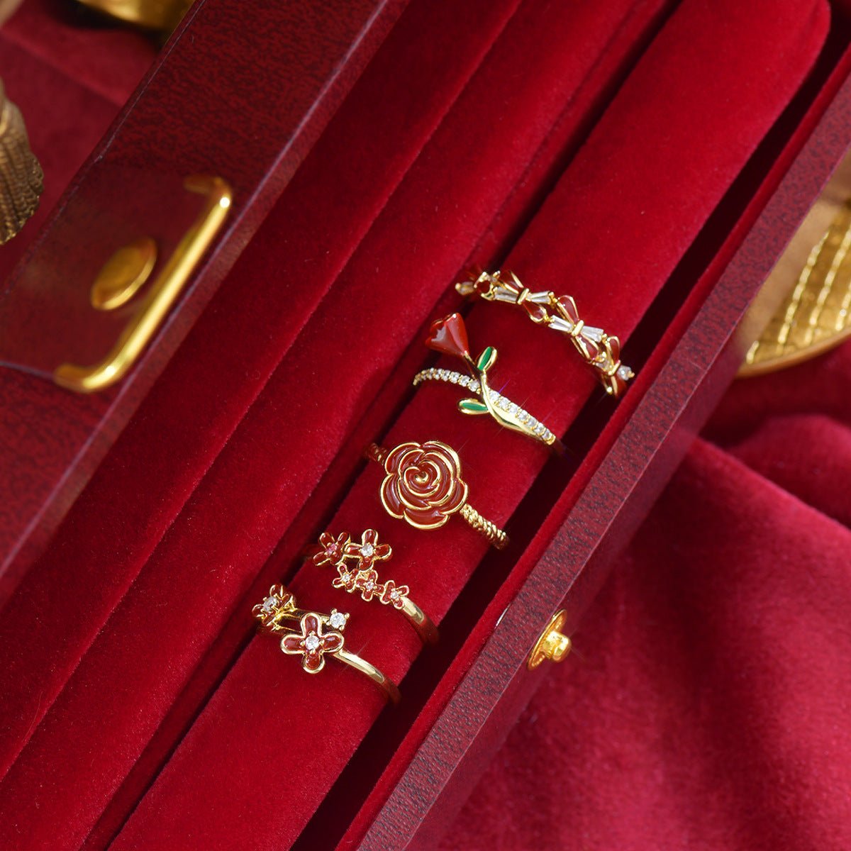 Red Rose Ring