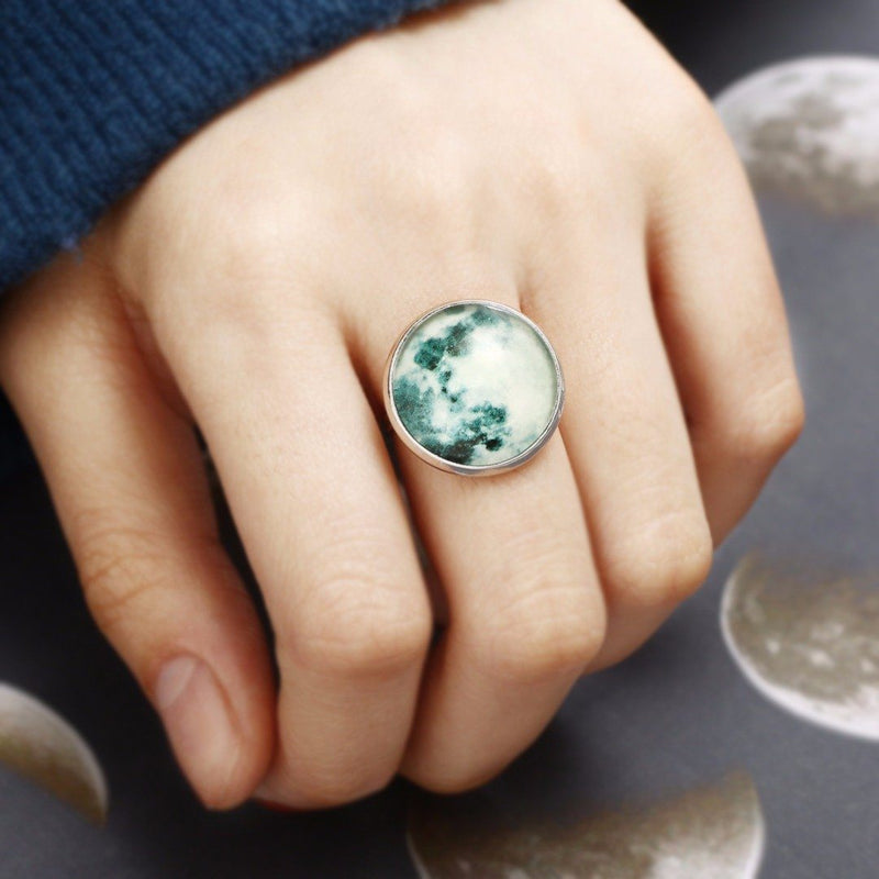Magical Glow in the Dark Moon Ring