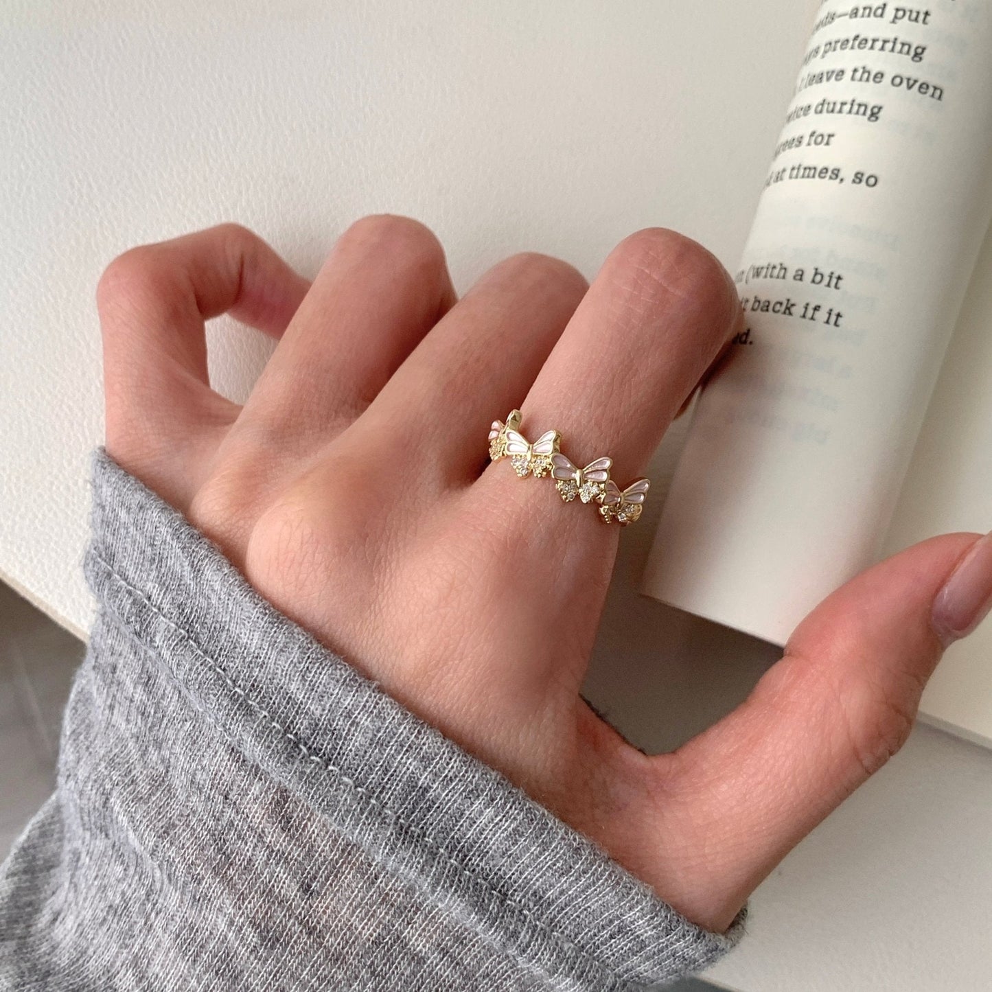 Rosy Flutter Ring