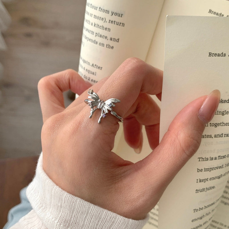 [] Lana Silver Butterfly Ring