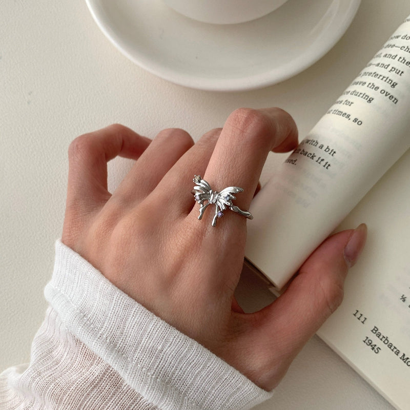 [] Lana Silver Butterfly Ring