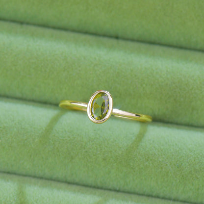 Verde Oval Bezel Ring