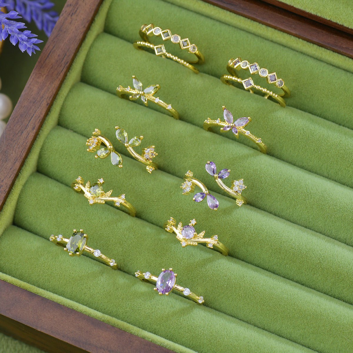 Verde Tiara Ring