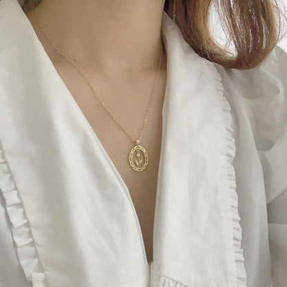 Tulip Necklace
