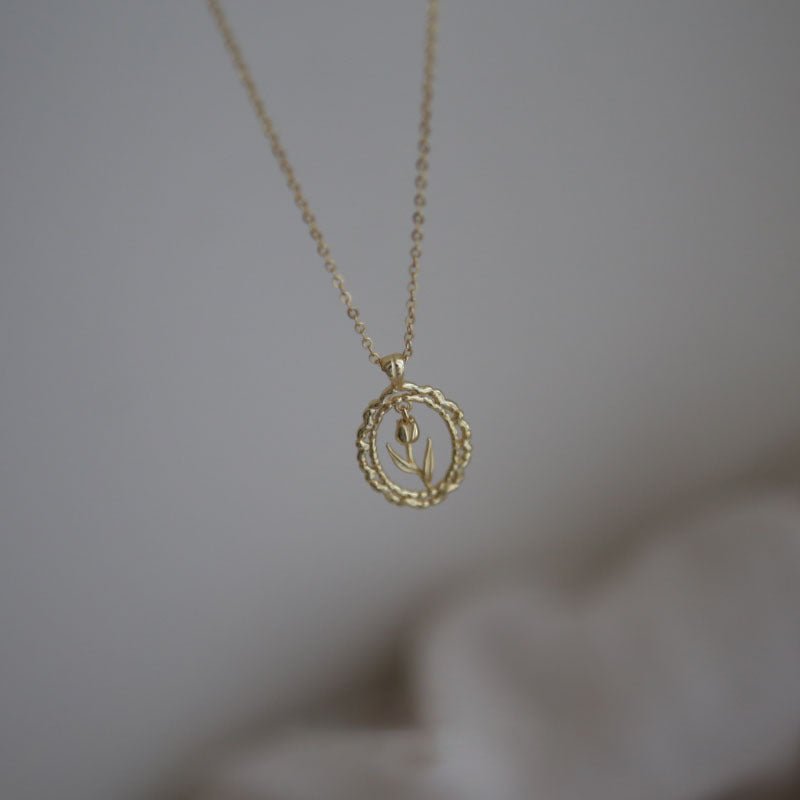 Tulip Necklace