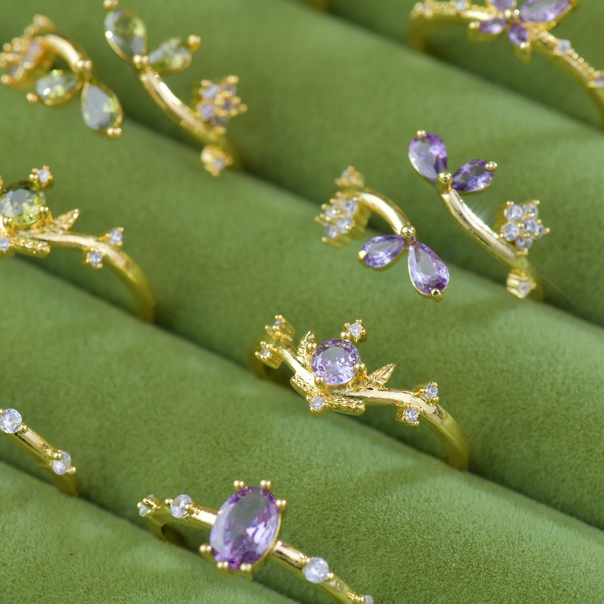 Violet Tiara Ring